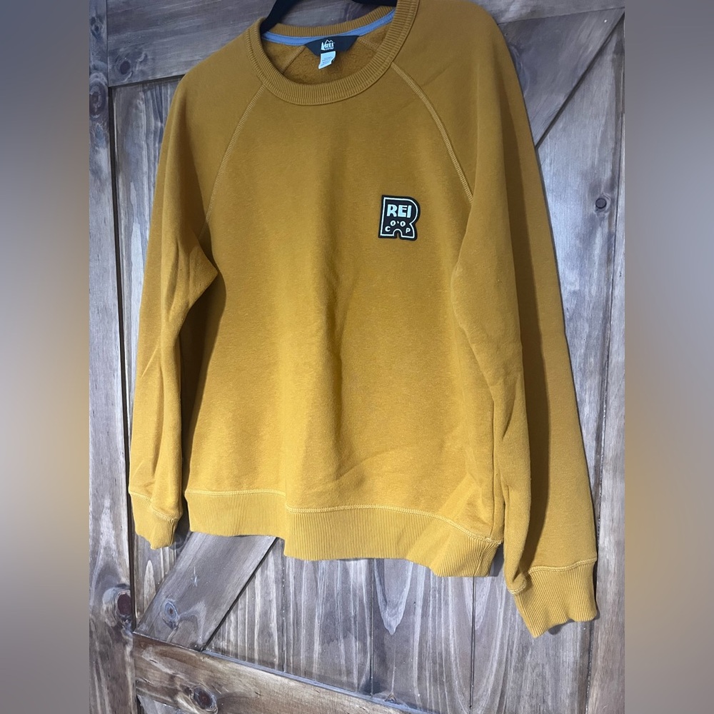 REI Men's Yellow Crewneck Sweatshirt